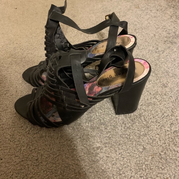 Steve Madden Heels - Picture 2 of 2